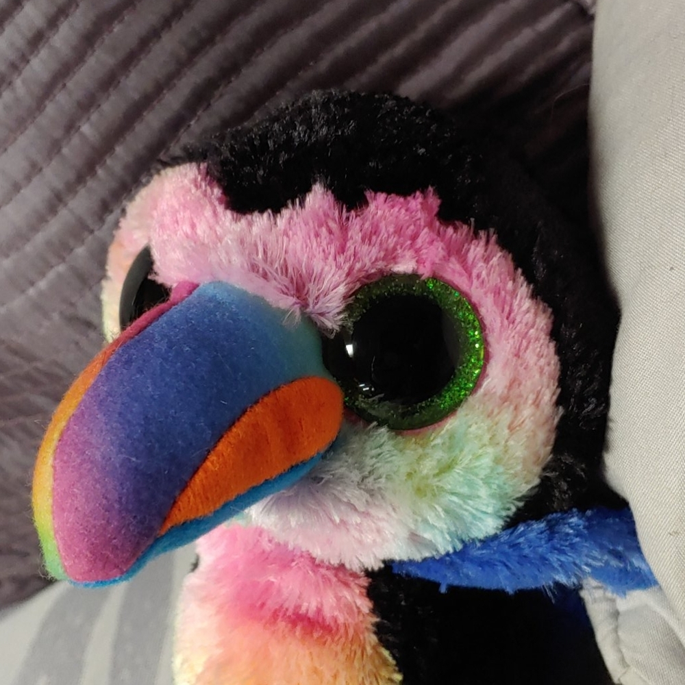 Ty TySilk Beanie Baby 6" Beaks Parrot Stuffed Animal Toy - Picture 2 of 6
